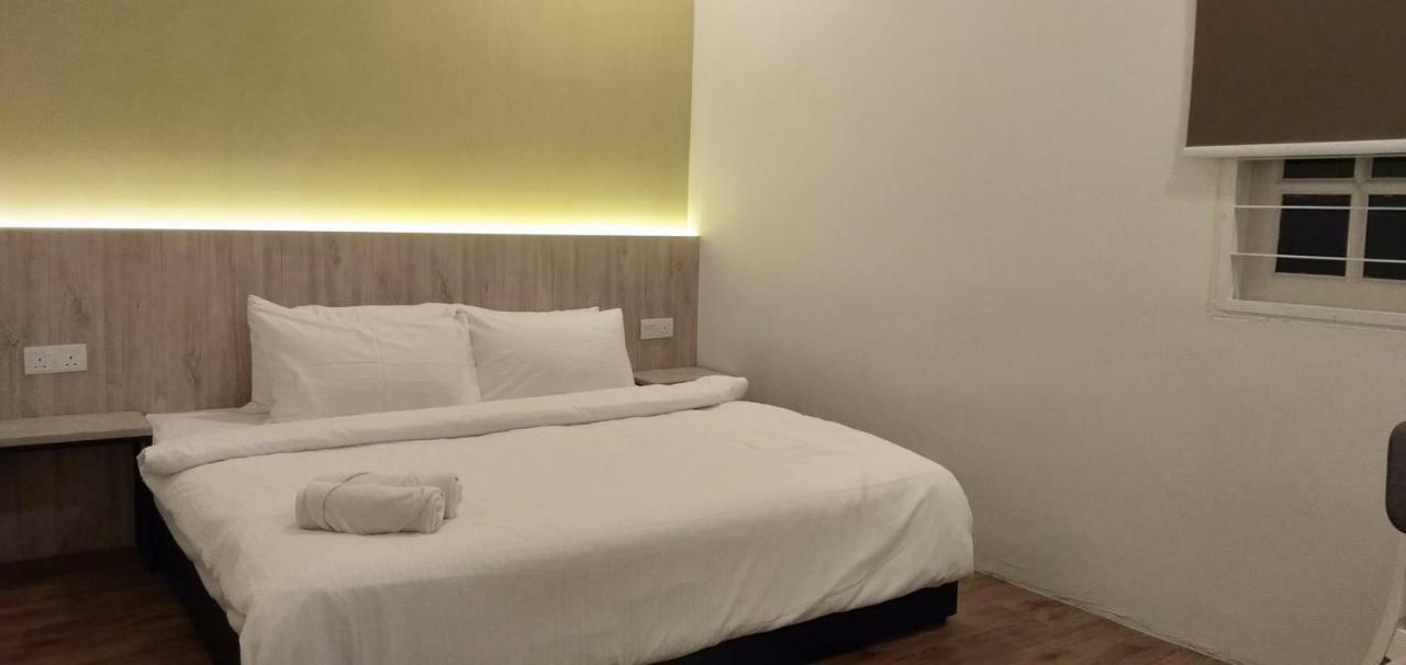 The Wood Boutique Hotel Muar Szoba fotó